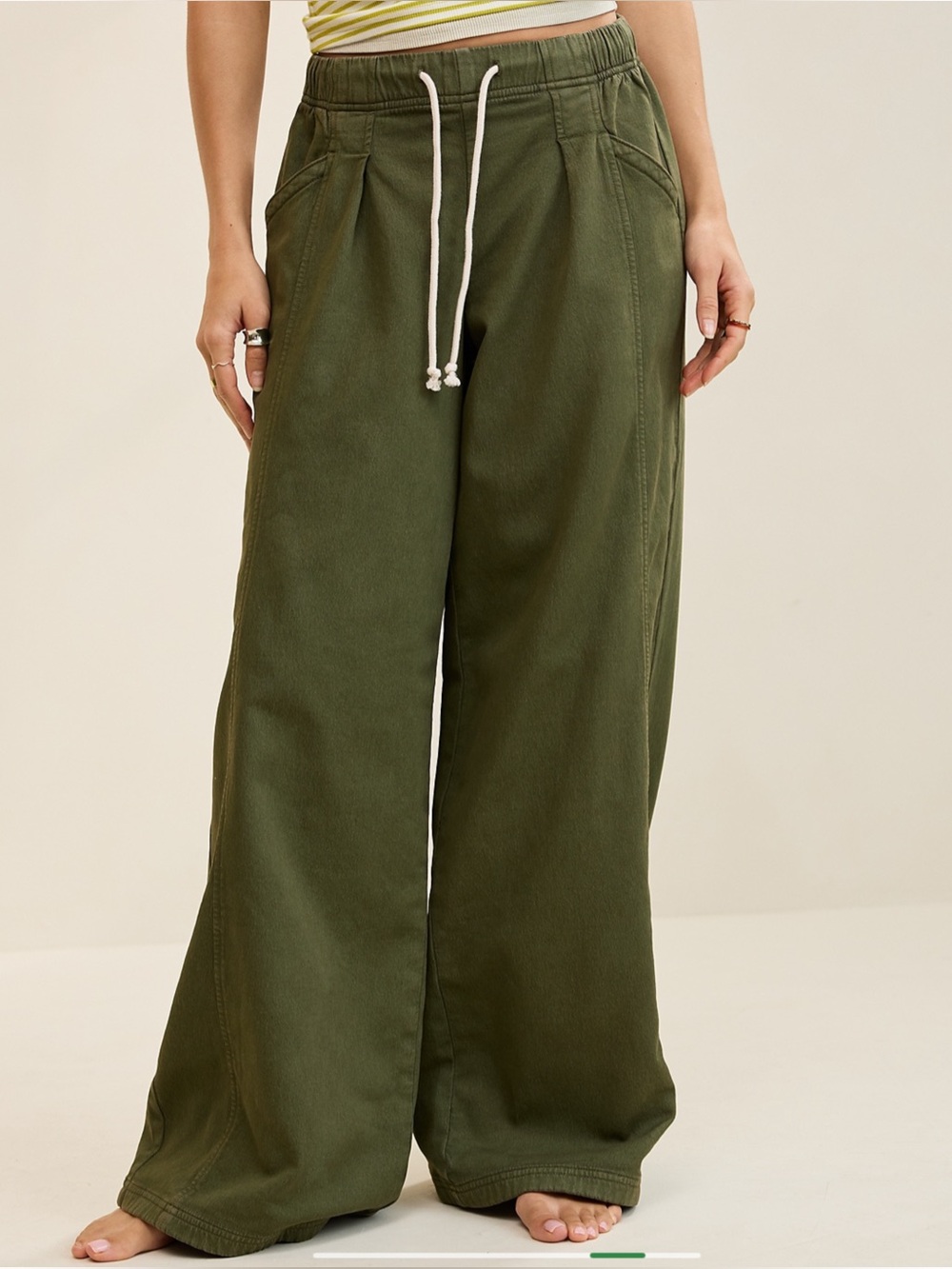 AERIE | NWT Daydream Denim Stretch Wide Leg Trouser in Military Green, Sz Small